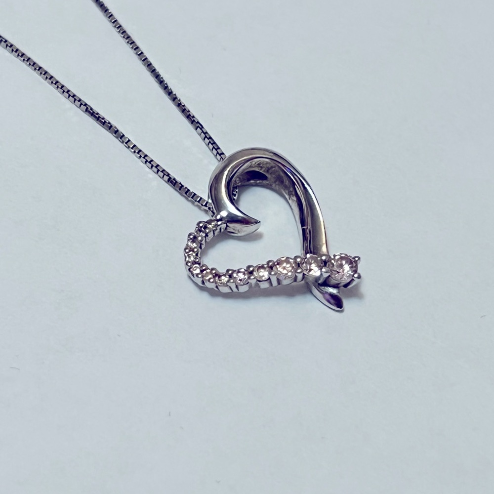 Kay jewelers pink Diamond heart necklace